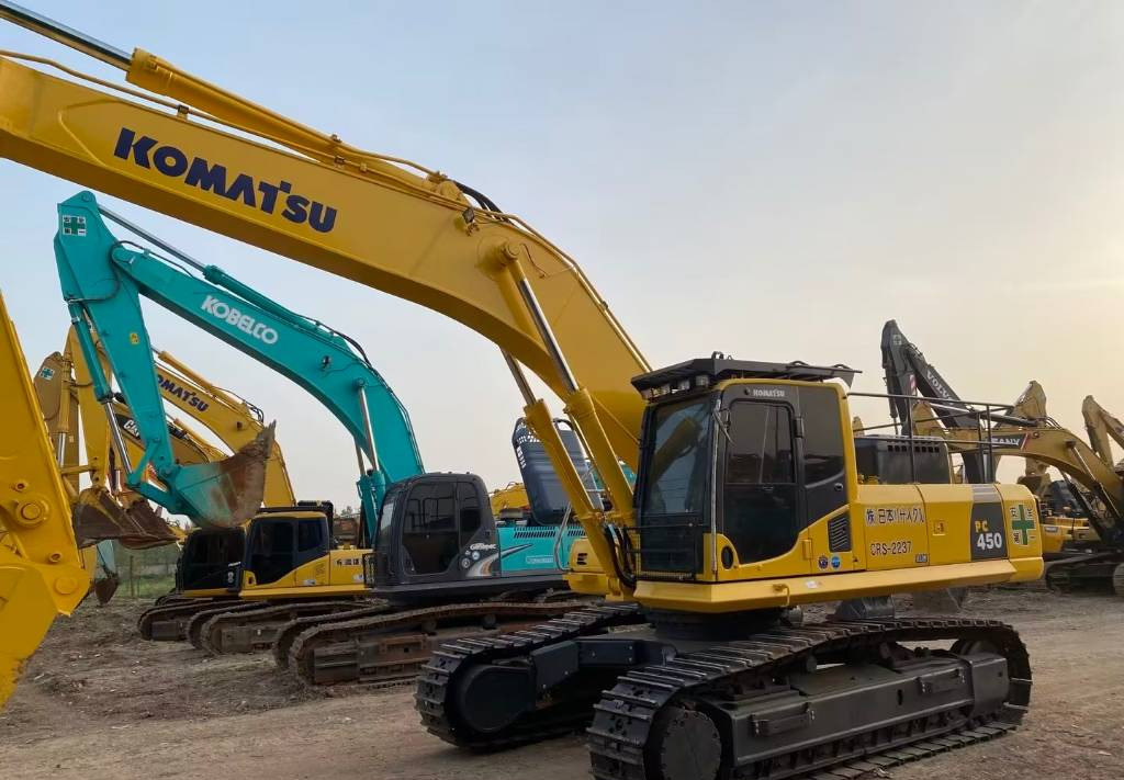 KOMATSU PC 450-8 - Гусеничний екскаватор: фото 4 KOMATSU PC 450-8 - Гусеничний екскаватор: фото 4