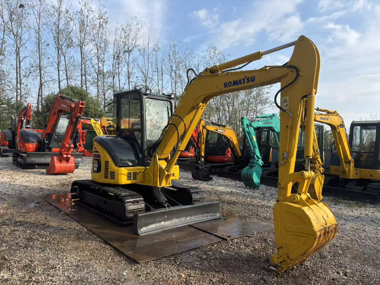 KOMATSU PC55MR-3 - Міні-екскаватор: фото 5 KOMATSU PC55MR-3 - Міні-екскаватор: фото 5