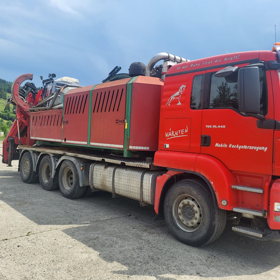 MUS-MAX Wood Terminator 10XL DLK - Дробарка для лісництва: фото 3 MUS-MAX Wood Terminator 10XL DLK - Дробарка для лісництва: фото 3