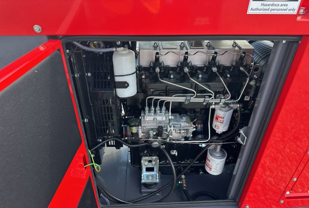 Ashita LG50 - Електричний генератор: фото 3 Ashita LG50 - Електричний генератор: фото 3