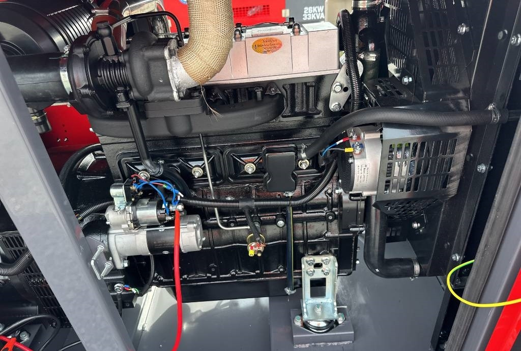 Ashita LG80 - Електричний генератор: фото 4 Ashita LG80 - Електричний генератор: фото 4