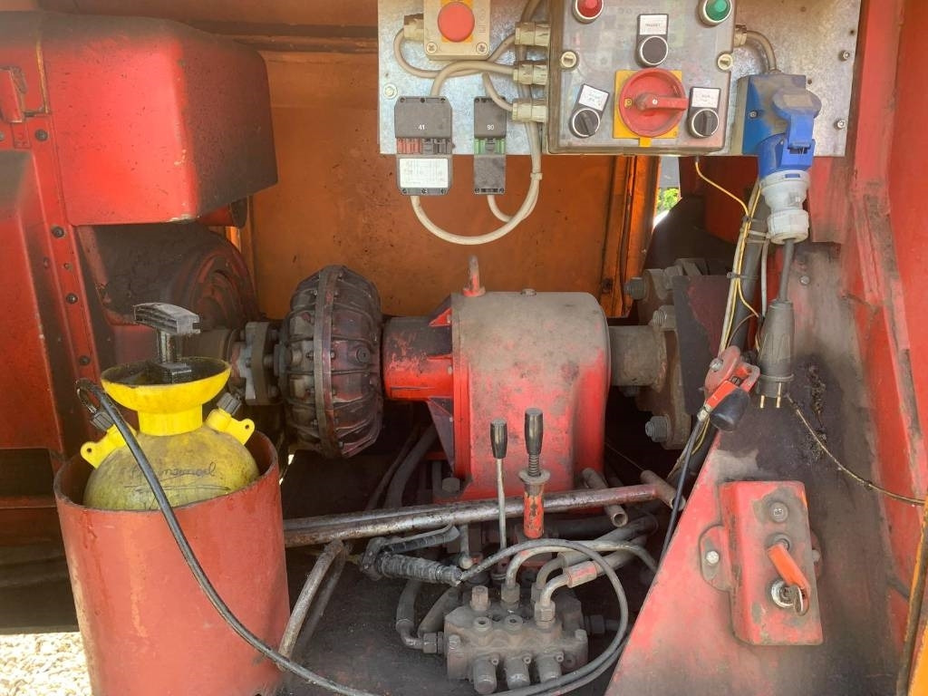 Bagela BF60/25 - Асфальтоукладальна машина: фото 5 Bagela BF60/25 - Асфальтоукладальна машина: фото 5