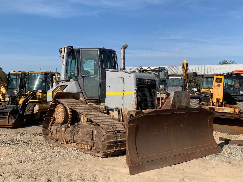 CAT D 6 N - Бульдозер: фото 2 CAT D 6 N - Бульдозер: фото 2