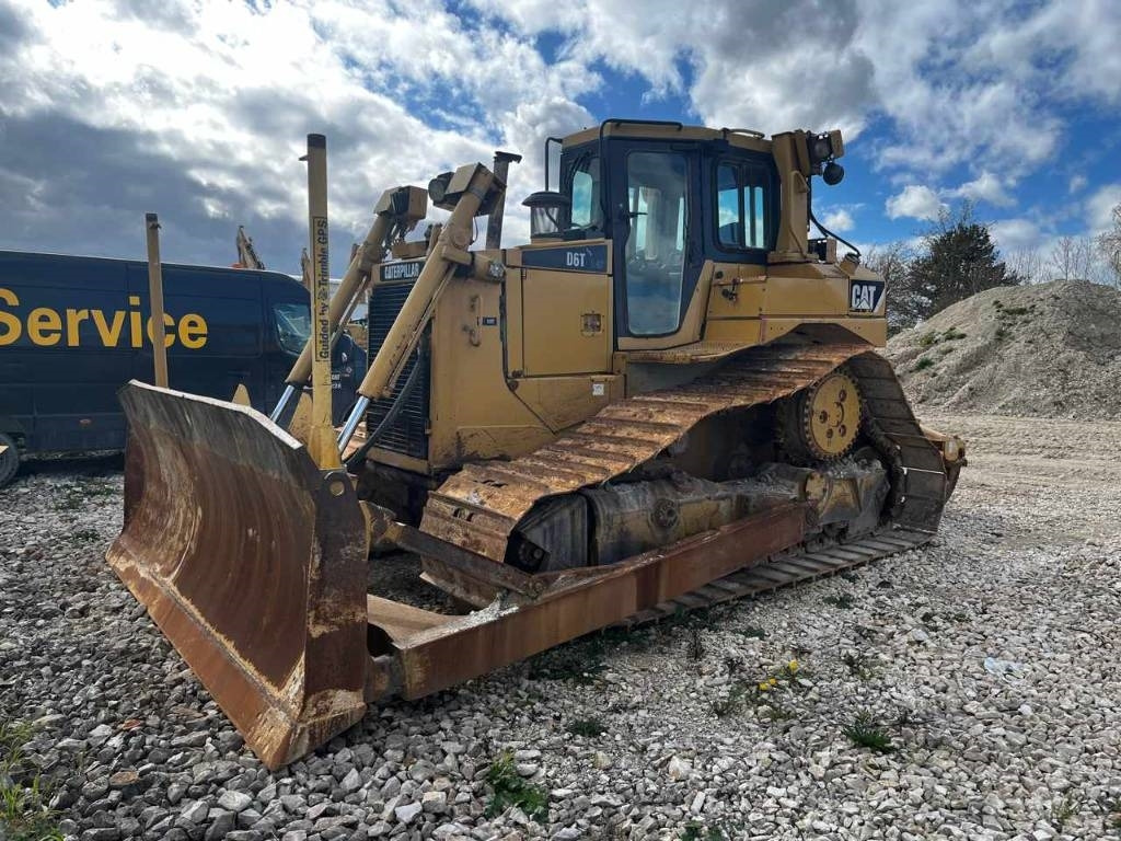 CAT D 6 T LGP - Бульдозер: фото 1 CAT D 6 T LGP - Бульдозер: фото 1