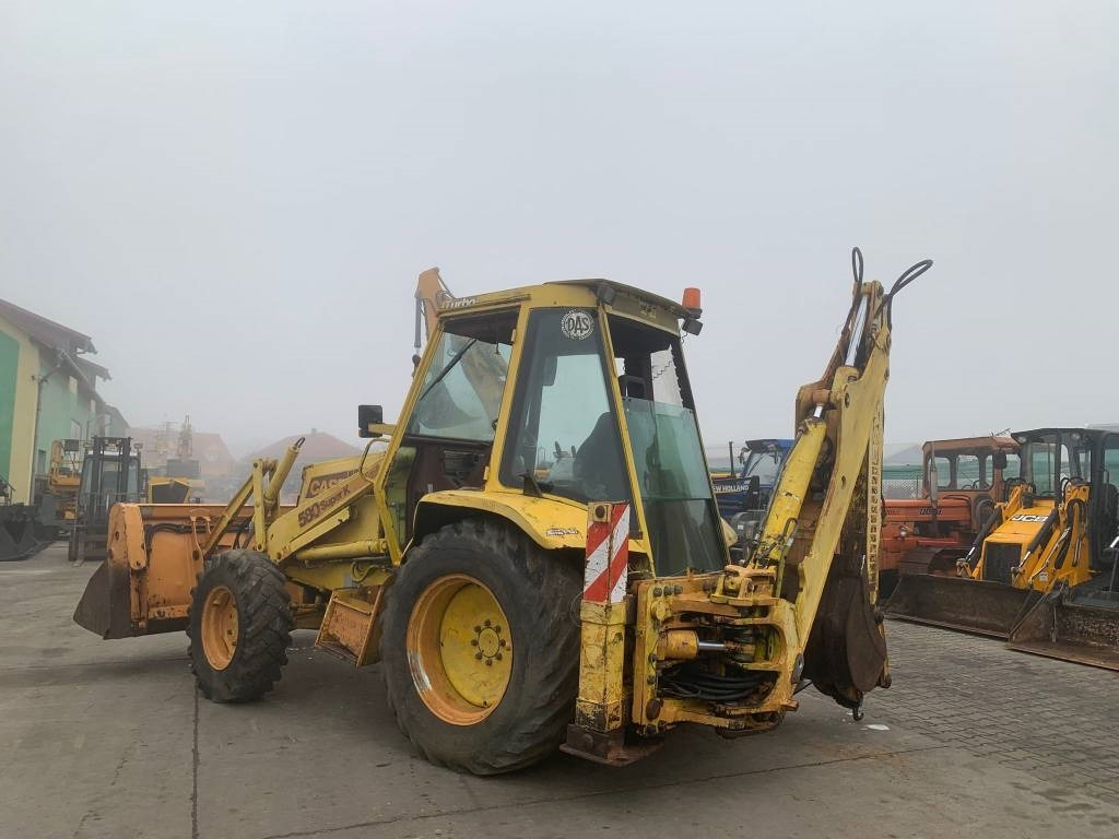 Case 580 K - Екскаватор-навантажувач: фото 4 Case 580 K - Екскаватор-навантажувач: фото 4