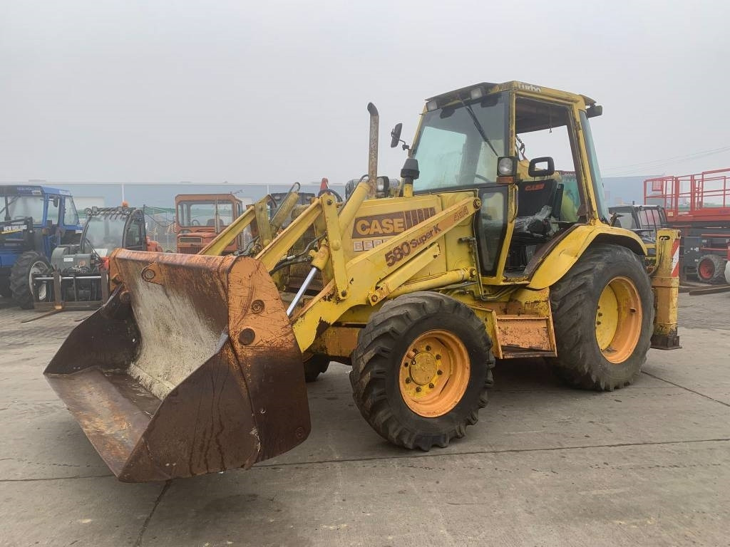 Case 580 K - Екскаватор-навантажувач: фото 2 Case 580 K - Екскаватор-навантажувач: фото 2