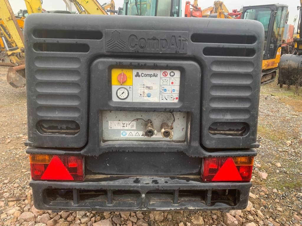 Compair DLT 0407 - Повітряний компресор: фото 3 Compair DLT 0407 - Повітряний компресор: фото 3