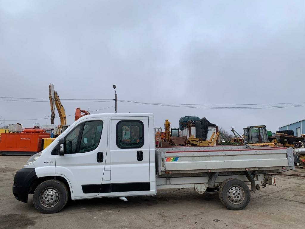 Fiat Ducato - Легка бортова вантажівка: фото 3 Fiat Ducato - Легка бортова вантажівка: фото 3