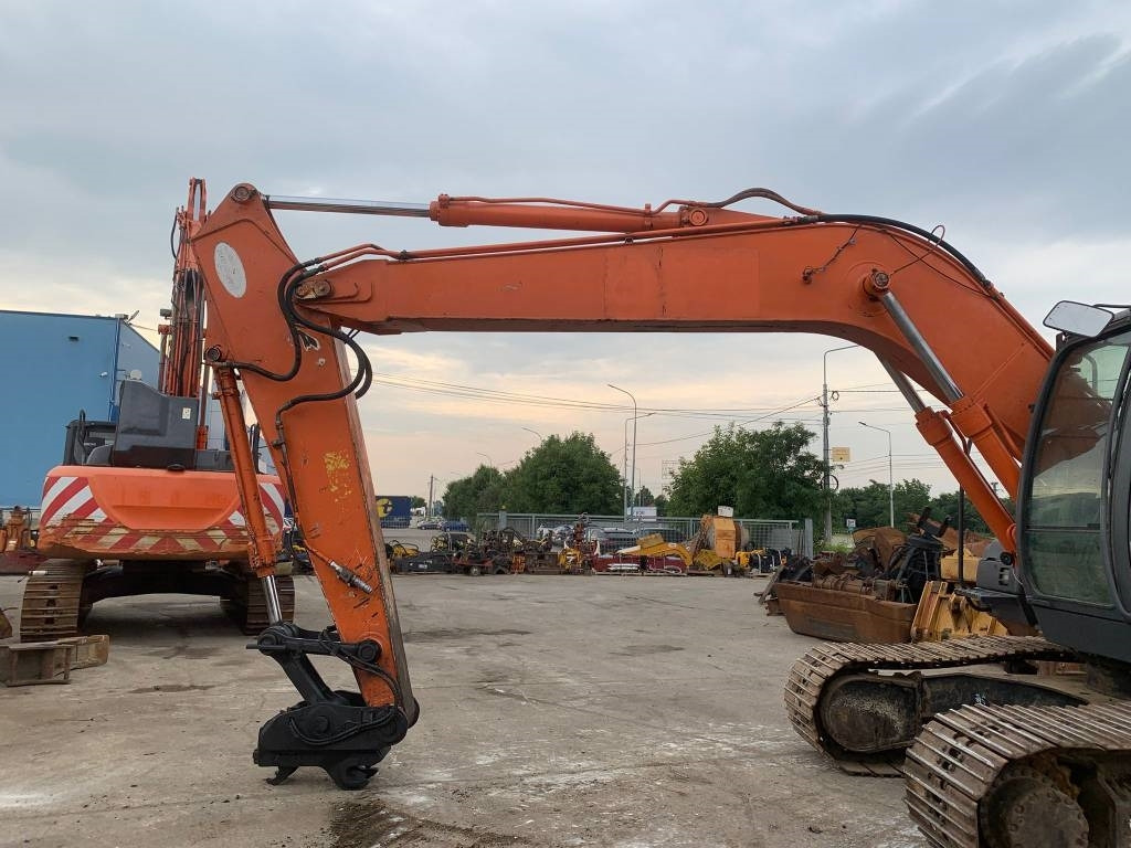 Hitachi ZX 180 LC-3 - Гусеничний екскаватор: фото 4 Hitachi ZX 180 LC-3 - Гусеничний екскаватор: фото 4