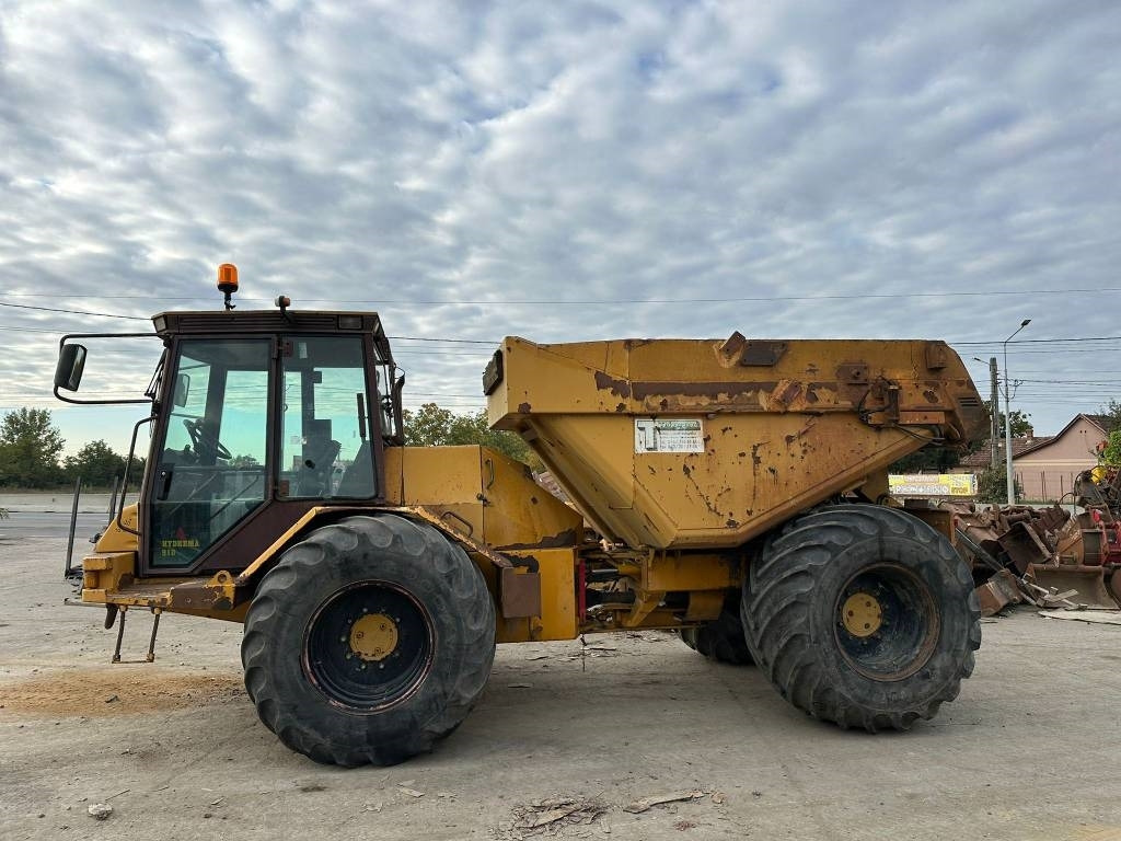 Hydrema 910 - Шарнірний самоскид: фото 2 Hydrema 910 - Шарнірний самоскид: фото 2