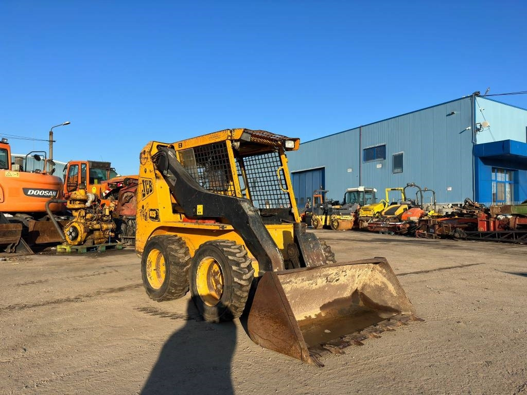 JCB 165 - Міні-навантажувач: фото 1 JCB 165 - Міні-навантажувач: фото 1