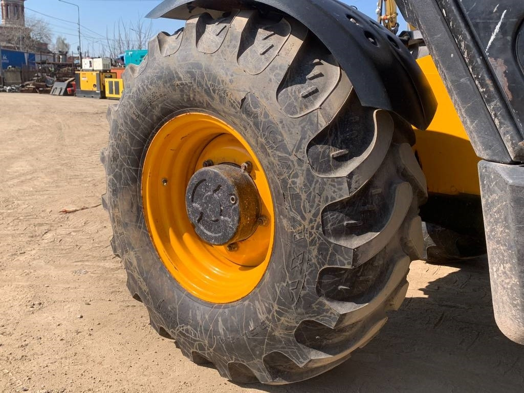 JCB 531-70 - Навантажувач телескопічний: фото 5 JCB 531-70 - Навантажувач телескопічний: фото 5