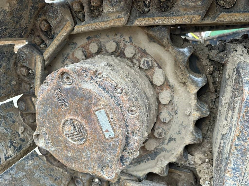 Гусеничний екскаватор JCB JS 240 N LC: фото 9 Гусеничний екскаватор JCB JS 240 N LC: фото 9