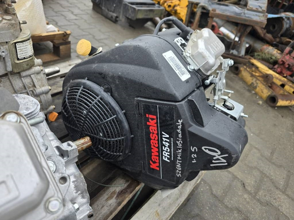 Kawasaki SRB3/P V-0113 ENGINE - Двигун в категорії Будівельна техніка: фото 1 Kawasaki SRB3/P V-0113 ENGINE - Двигун в категорії Будівельна техніка: фото 1