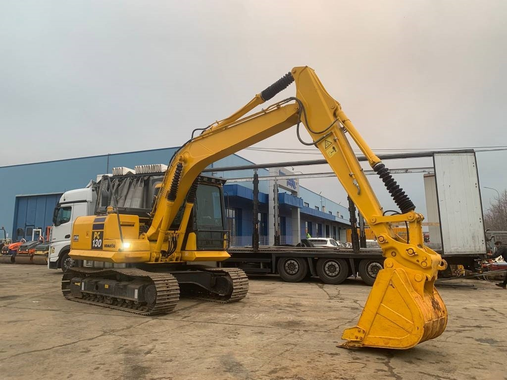 Komatsu PC 130 - Гусеничний екскаватор: фото 4 Komatsu PC 130 - Гусеничний екскаватор: фото 4