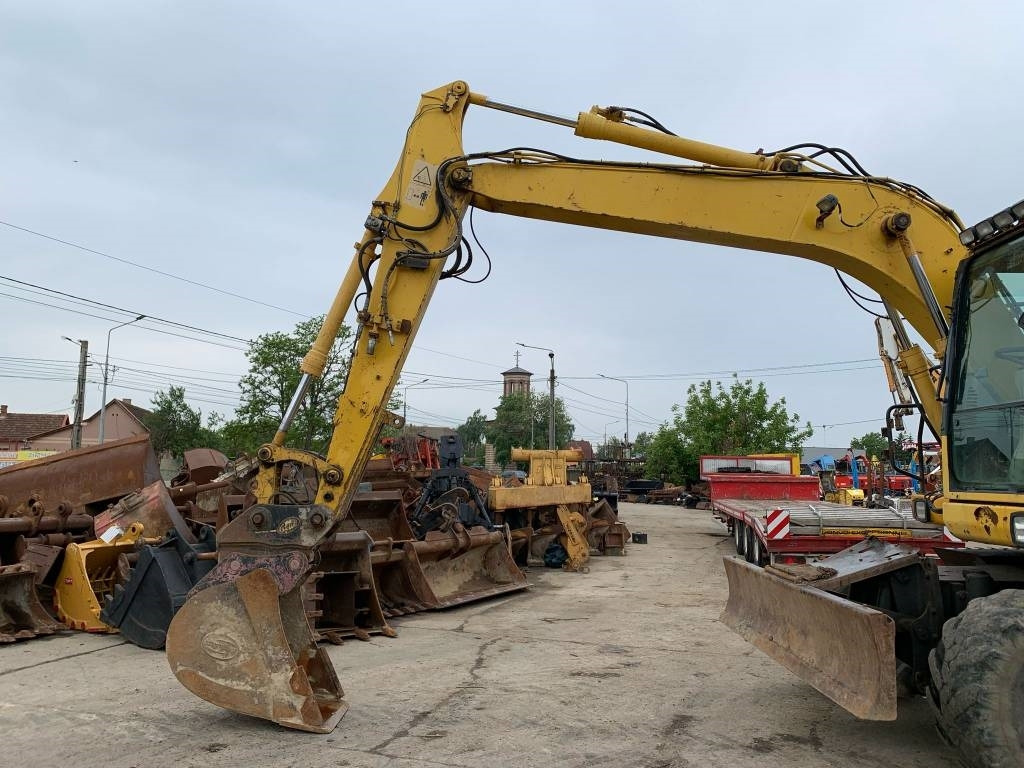 Komatsu PW 140-7 - Колісний екскаватор: фото 4 Komatsu PW 140-7 - Колісний екскаватор: фото 4