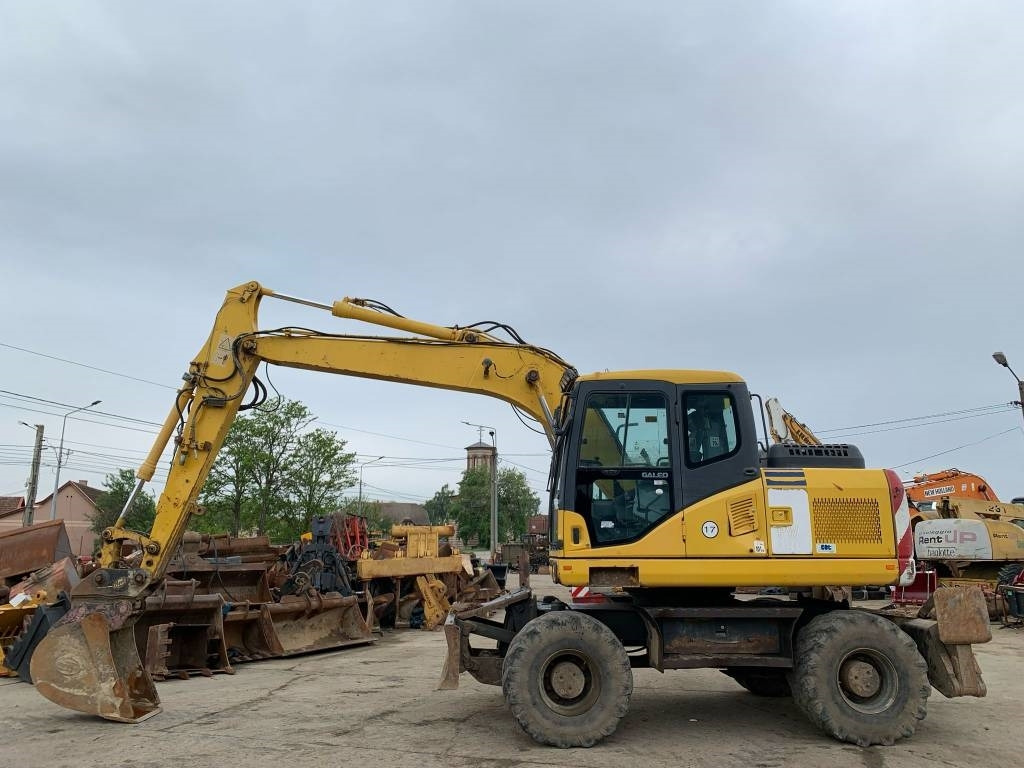 Komatsu PW 140-7 - Колісний екскаватор: фото 2 Komatsu PW 140-7 - Колісний екскаватор: фото 2