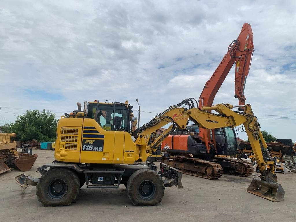 Komatsu PW118MR-11W - Колісний екскаватор: фото 4 Komatsu PW118MR-11W - Колісний екскаватор: фото 4