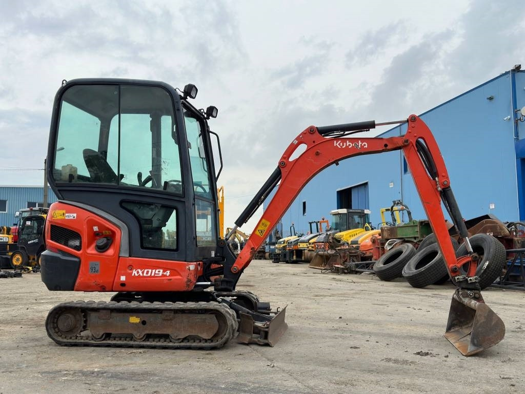 Kubota KX 019-4 - Міні-екскаватор: фото 2 Kubota KX 019-4 - Міні-екскаватор: фото 2