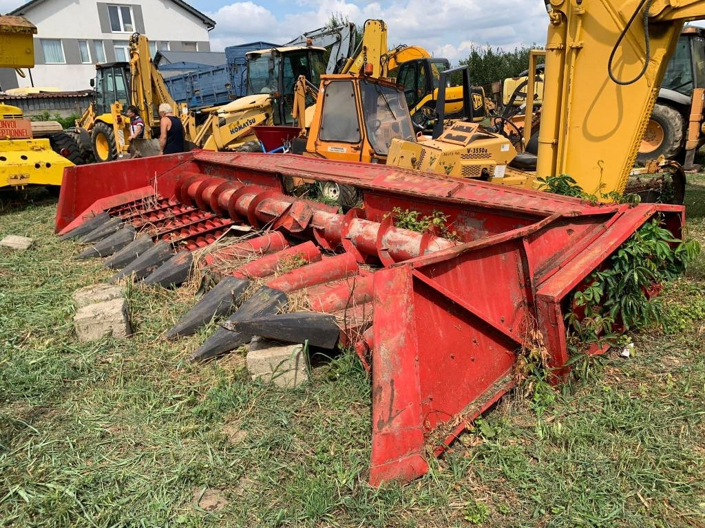 Kuhn 11M - Навісне обладнання для комбайна: фото 2 Kuhn 11M - Навісне обладнання для комбайна: фото 2