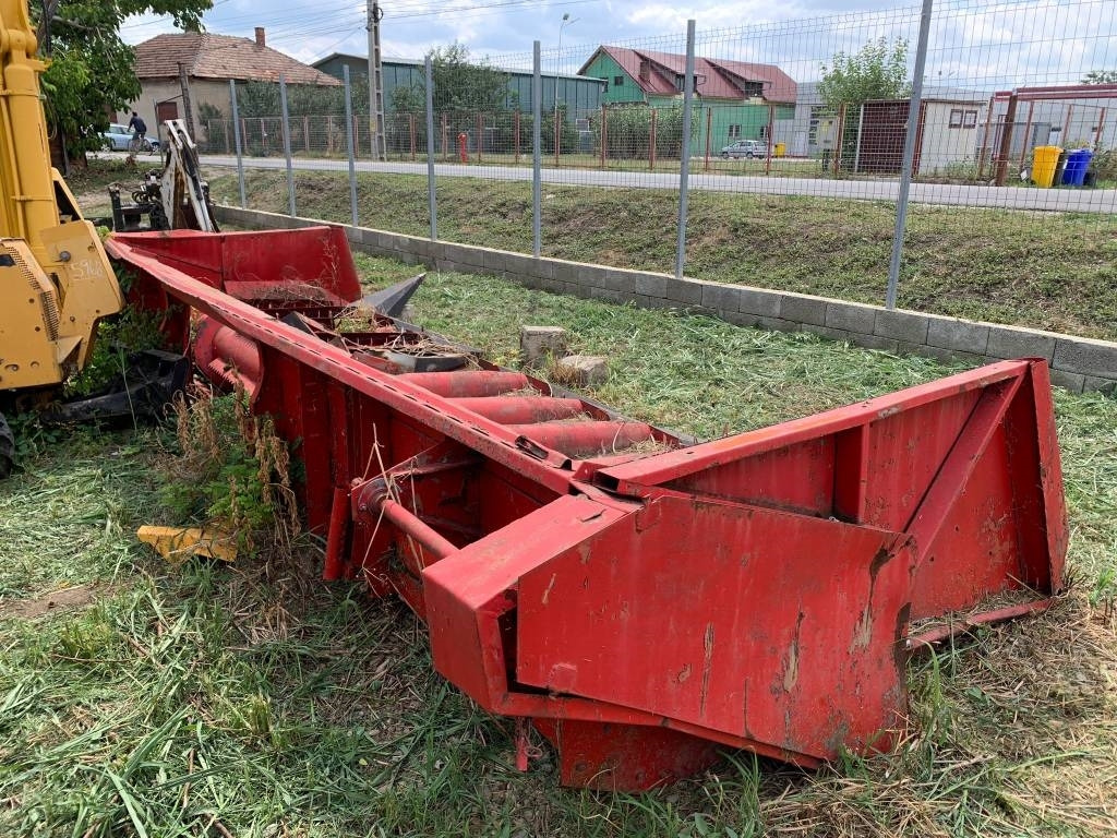 Kuhn 11M - Навісне обладнання для комбайна: фото 4 Kuhn 11M - Навісне обладнання для комбайна: фото 4