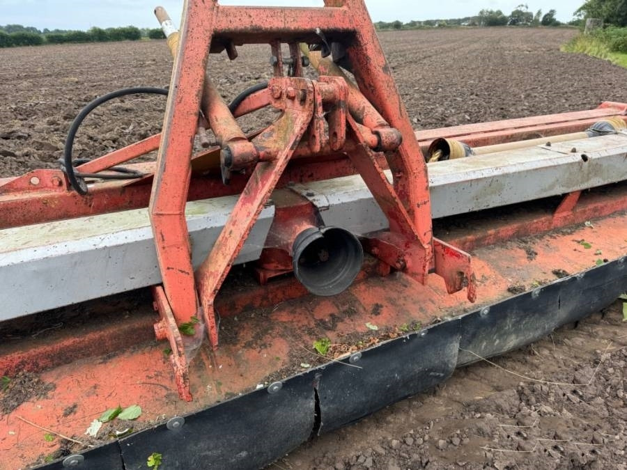 Kuhn 6 - Косарка-подрібнювач/ Мульчер: фото 4 Kuhn 6 - Косарка-подрібнювач/ Мульчер: фото 4