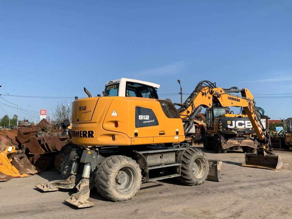 Liebherr A912 Compact+Engcon Rototilt - Колісний екскаватор: фото 4 Liebherr A912 Compact+Engcon Rototilt - Колісний екскаватор: фото 4