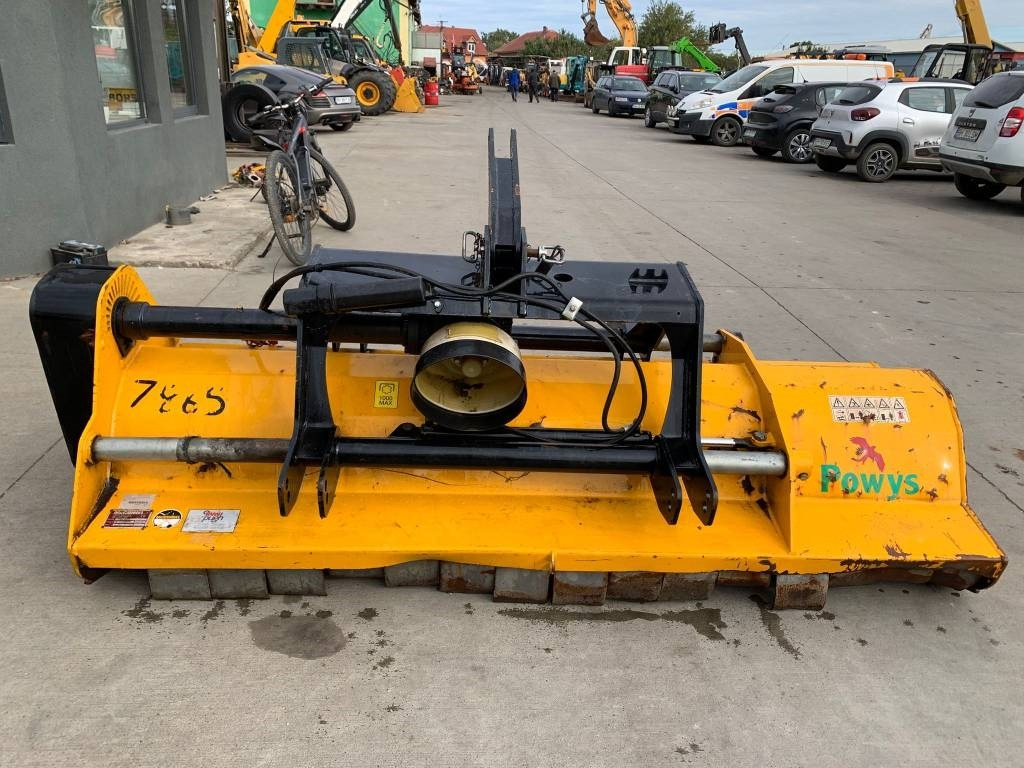 McConnel 230 - Косарка-подрібнювач/ Мульчер: фото 1 McConnel 230 - Косарка-подрібнювач/ Мульчер: фото 1