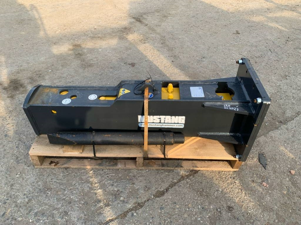 Mustang HM702 - Гідравлічний молот в категорії Будівельна техніка: фото 1 Mustang HM702 - Гідравлічний молот в категорії Будівельна техніка: фото 1