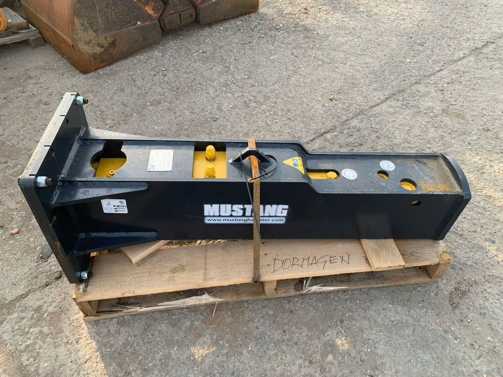 Mustang HM702 - Гідравлічний молот в категорії Будівельна техніка: фото 2 Mustang HM702 - Гідравлічний молот в категорії Будівельна техніка: фото 2