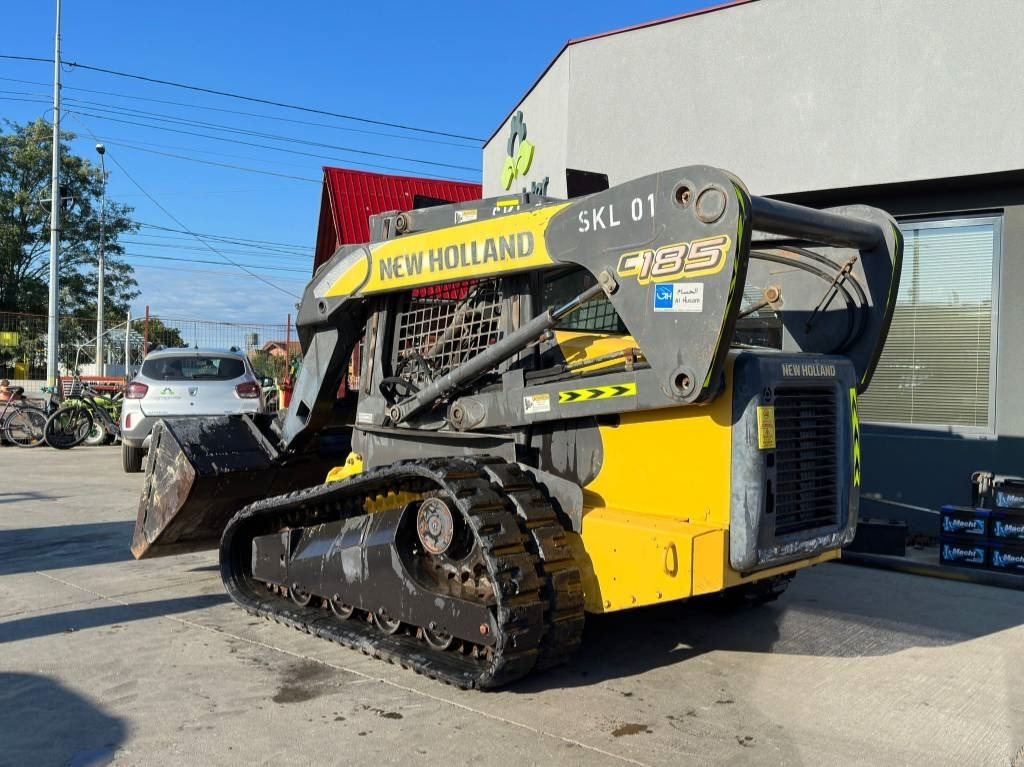 New Holland C 185 - Гусеничний міні-навантажувач: фото 3 New Holland C 185 - Гусеничний міні-навантажувач: фото 3