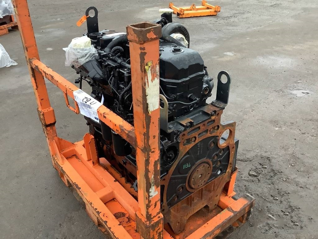 New Holland F4DFE613J*A0002 - Двигун в категорії Будівельна техніка: фото 4 New Holland F4DFE613J*A0002 - Двигун в категорії Будівельна техніка: фото 4