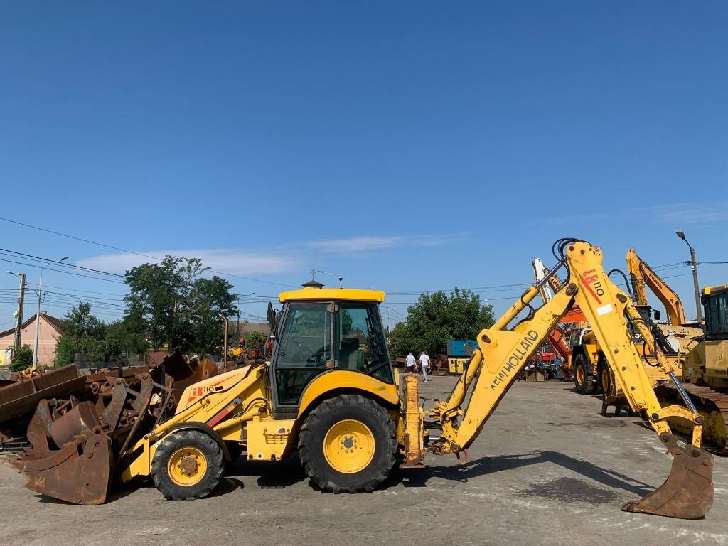 New Holland LB 110-4 PT - Екскаватор-навантажувач: фото 2 New Holland LB 110-4 PT - Екскаватор-навантажувач: фото 2