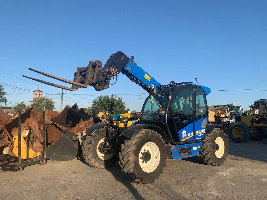 New Holland LM 5040 - Навантажувач телескопічний: фото 2 New Holland LM 5040 - Навантажувач телескопічний: фото 2
