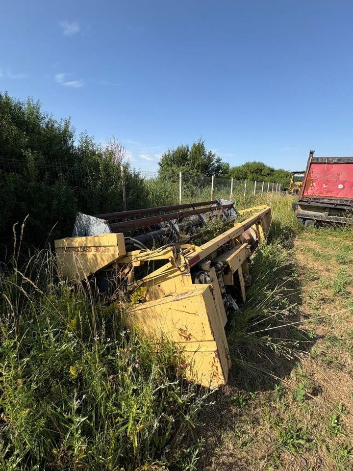 New Holland TF 44 - Зернозбиральний комбайн: фото 5 New Holland TF 44 - Зернозбиральний комбайн: фото 5