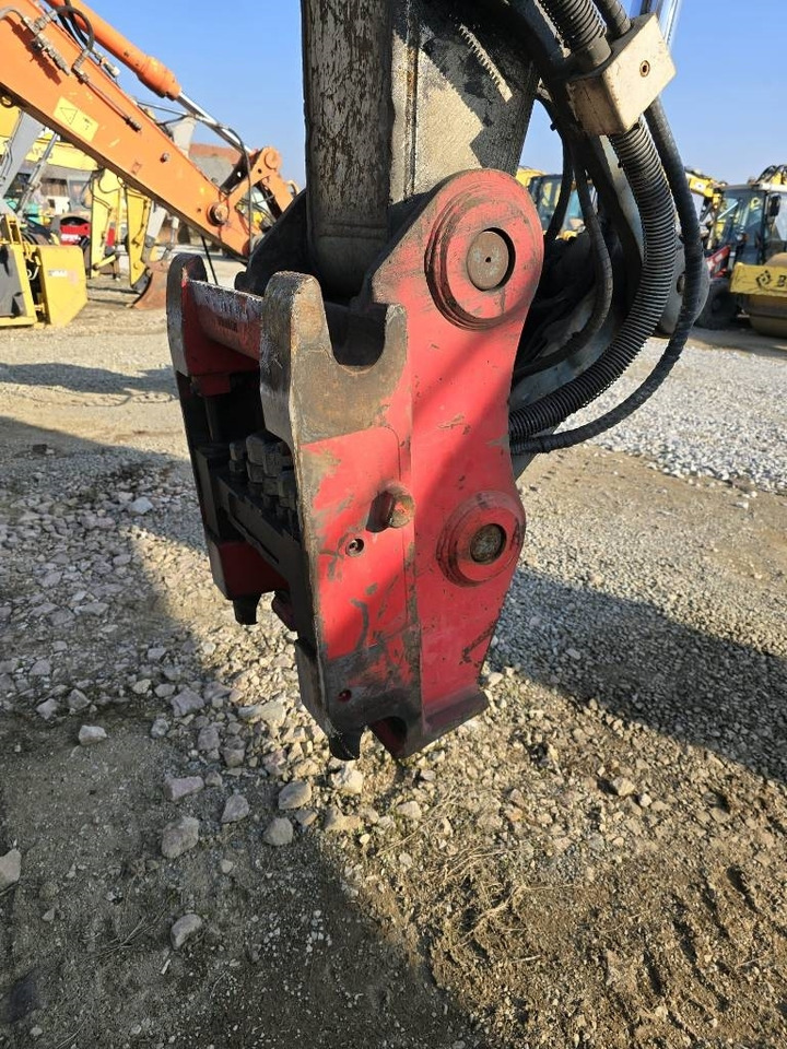 OilQuick OQ70-55 Quick Coupler - Зчіпний пристрій: фото 4 OilQuick OQ70-55 Quick Coupler - Зчіпний пристрій: фото 4