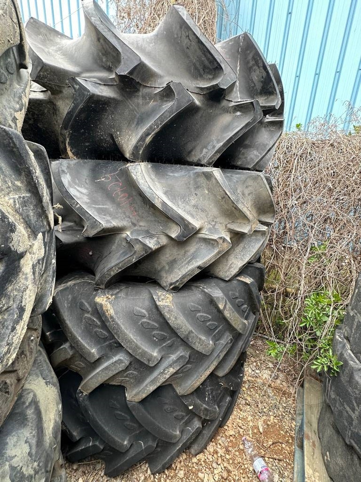 Pirelli 23.1/26 Harvester Tyres - Шина в категорії Сільськогосподарська техніка: фото 1 Pirelli 23.1/26 Harvester Tyres - Шина в категорії Сільськогосподарська техніка: фото 1