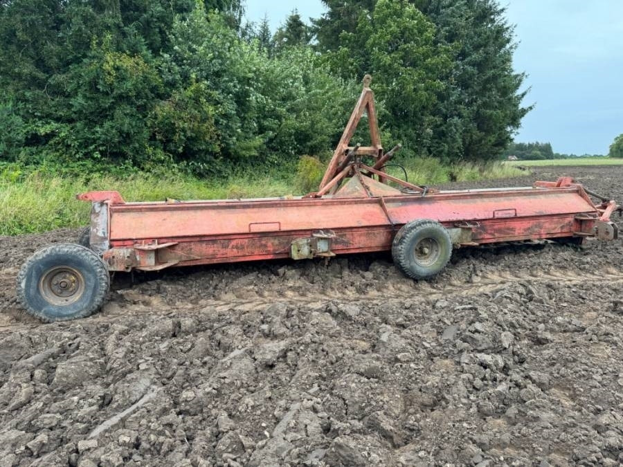 Kuhn 6 - Сільськогосподарська техніка: фото 3 Kuhn 6 - Сільськогосподарська техніка: фото 3