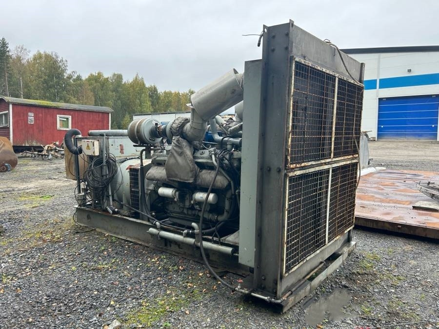 Stamford HC634J1 - Електричний генератор: фото 3 Stamford HC634J1 - Електричний генератор: фото 3