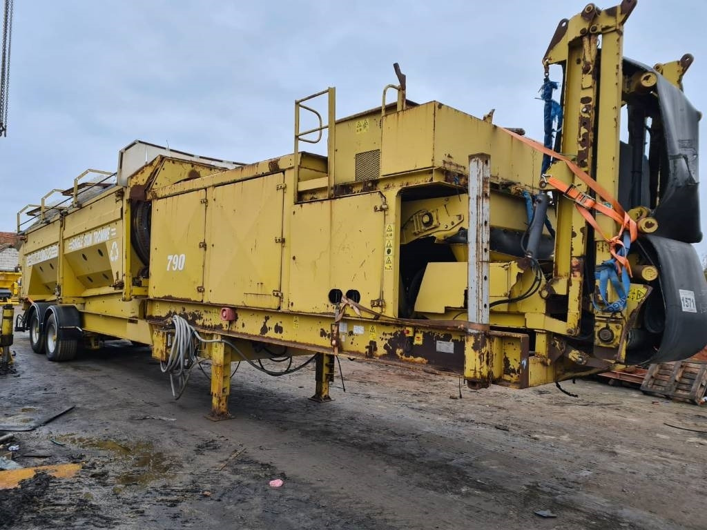 Terex Finlay 790  - Грохот: фото 3 Terex Finlay 790  - Грохот: фото 3