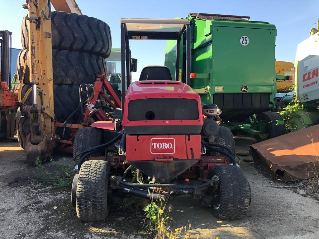 Toro REELMASTER 5500D - Газонокосарка: фото 2 Toro REELMASTER 5500D - Газонокосарка: фото 2