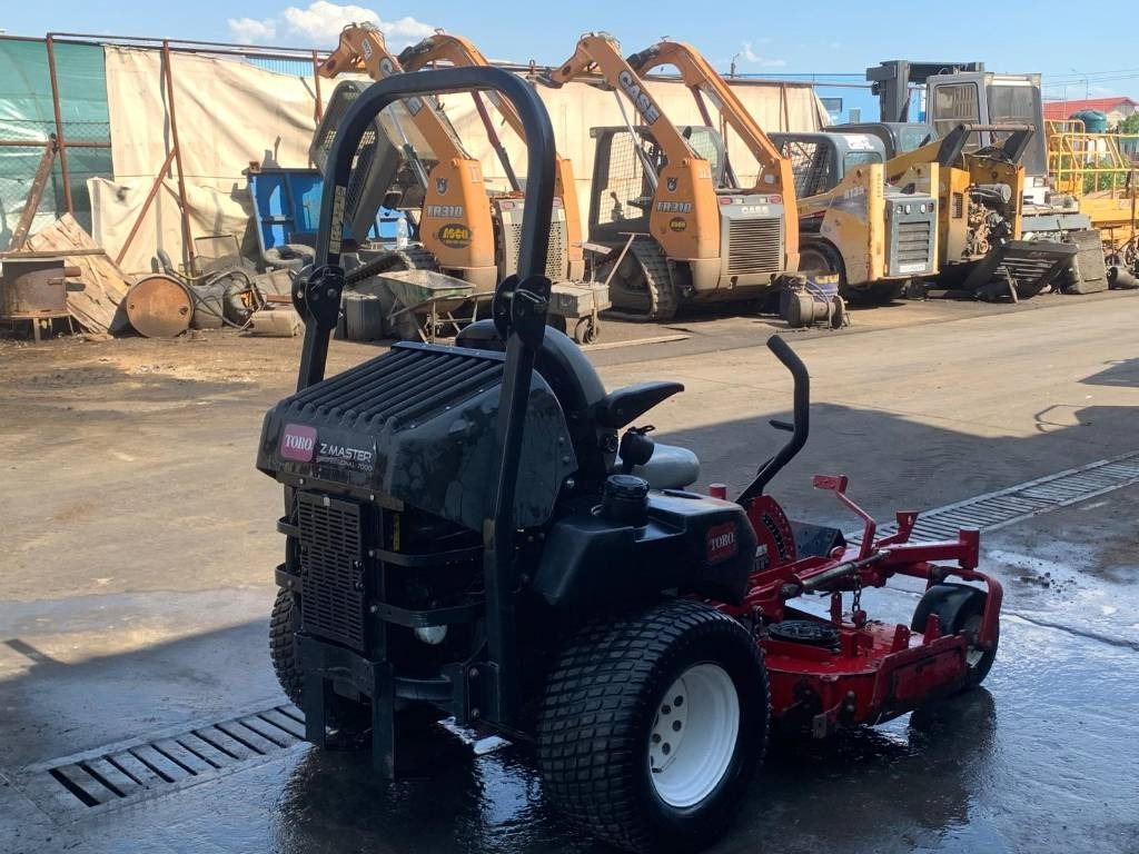 Toro Z MASTER PROFESSIONAL 7000 - Газонокосарка: фото 4 Toro Z MASTER PROFESSIONAL 7000 - Газонокосарка: фото 4