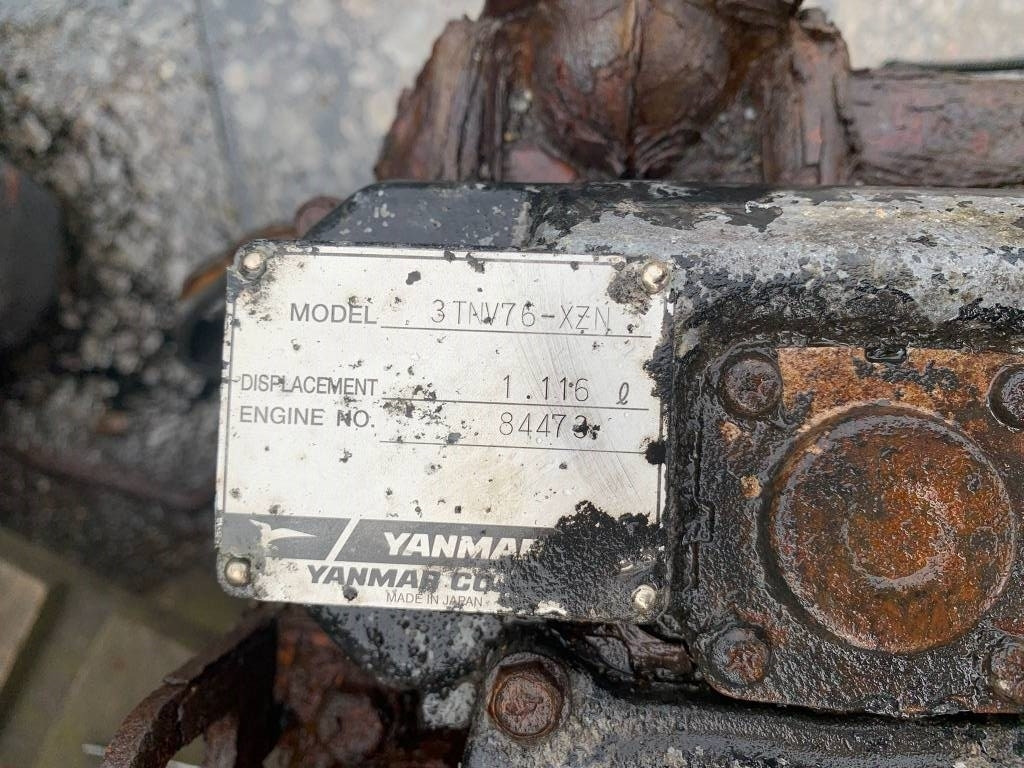 Yanmar 3TNV76 ENGINE - Двигун в категорії Будівельна техніка: фото 3 Yanmar 3TNV76 ENGINE - Двигун в категорії Будівельна техніка: фото 3