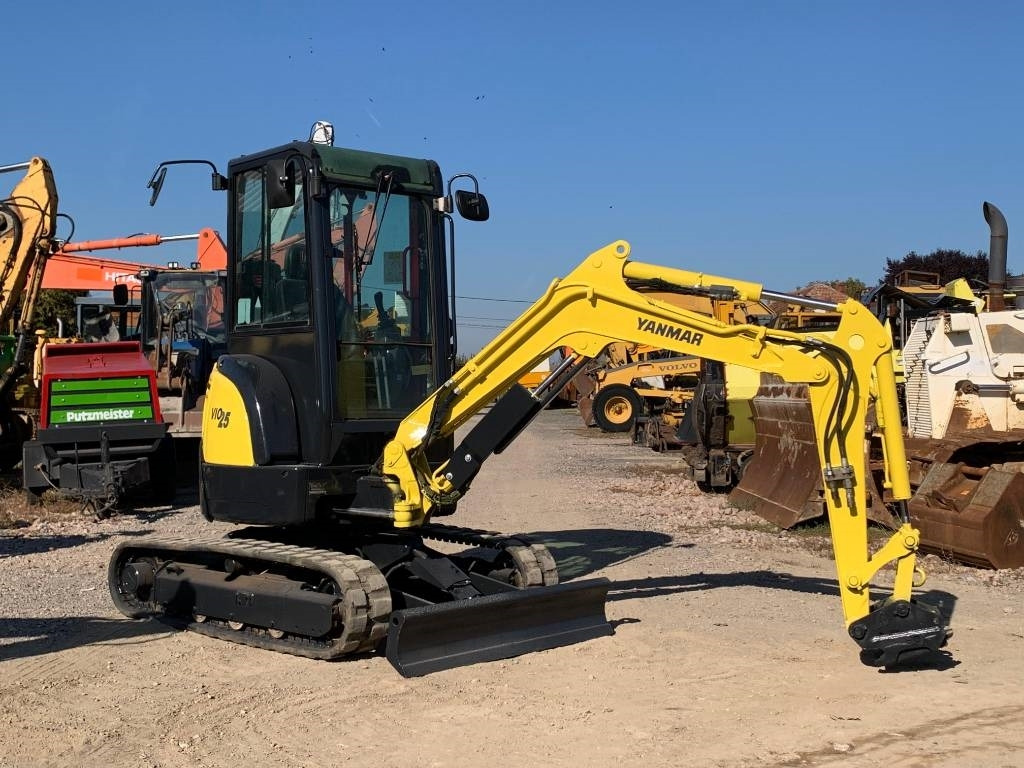 Yanmar Vio 25-4 - Міні-екскаватор: фото 2 Yanmar Vio 25-4 - Міні-екскаватор: фото 2
