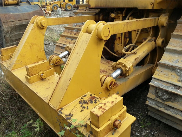 Caterpillar CAT D6H - Бульдозер: фото 3 Caterpillar CAT D6H - Бульдозер: фото 3