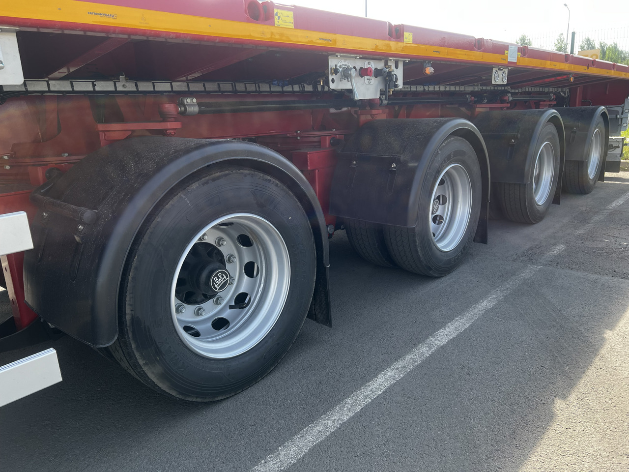 FAYMONVILLE TeleMax Tele-Z-4H-AAA - Бортовий напівпричіп/ Платформа: фото 4 FAYMONVILLE TeleMax Tele-Z-4H-AAA - Бортовий напівпричіп/ Платформа: фото 4