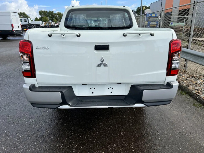 Mitsubishi L200 4x4 - 8 UNITS in WHITE 2.5 D GL Double Cab - EURO 2 - NEW!! Ready for work!!!** - Пікап, Вантажопасажирський фургон: фото 3 Mitsubishi L200 4x4 - 8 UNITS in WHITE 2.5 D GL Double Cab - EURO 2 - NEW!! Ready for work!!!** - Пікап, Вантажопасажирський фургон: фото 3