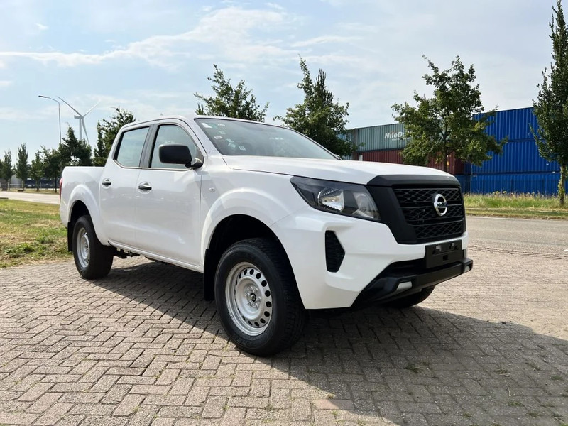 Nissan Navara 4x4 - 22 UNITS - 2.5 D Double Cab - XE - EURO 2 - NEW!! READY FOR WORK!!! в лізинг Nissan Navara 4x4 - 22 UNITS - 2.5 D Double Cab - XE - EURO 2 - NEW!! READY FOR WORK!!!: фото 6