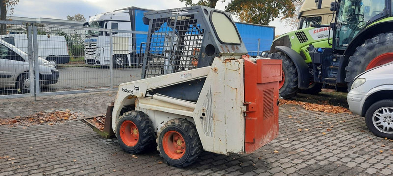 Bobcat 443 4x4 Radlader - Міні-навантажувач: фото 3 Bobcat 443 4x4 Radlader - Міні-навантажувач: фото 3