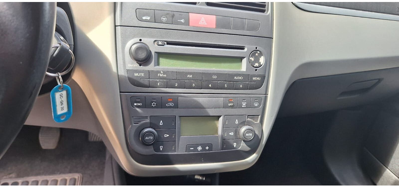 Хетчбек Fiat Punto: фото 9 Хетчбек Fiat Punto: фото 9